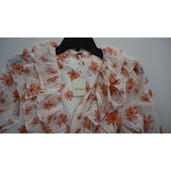 Free People Women's Sz S Ivory Combo Floral Printed Amanda Ruffle Top $98+ - Picture 6 of 11